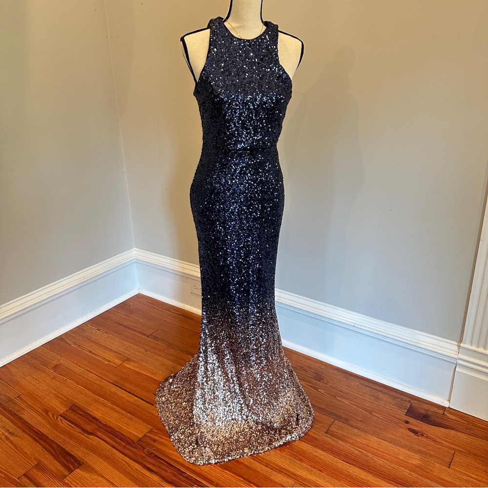 Elegant Navy and Rose Gold Sequin Evening Gown - Lulus - Medium